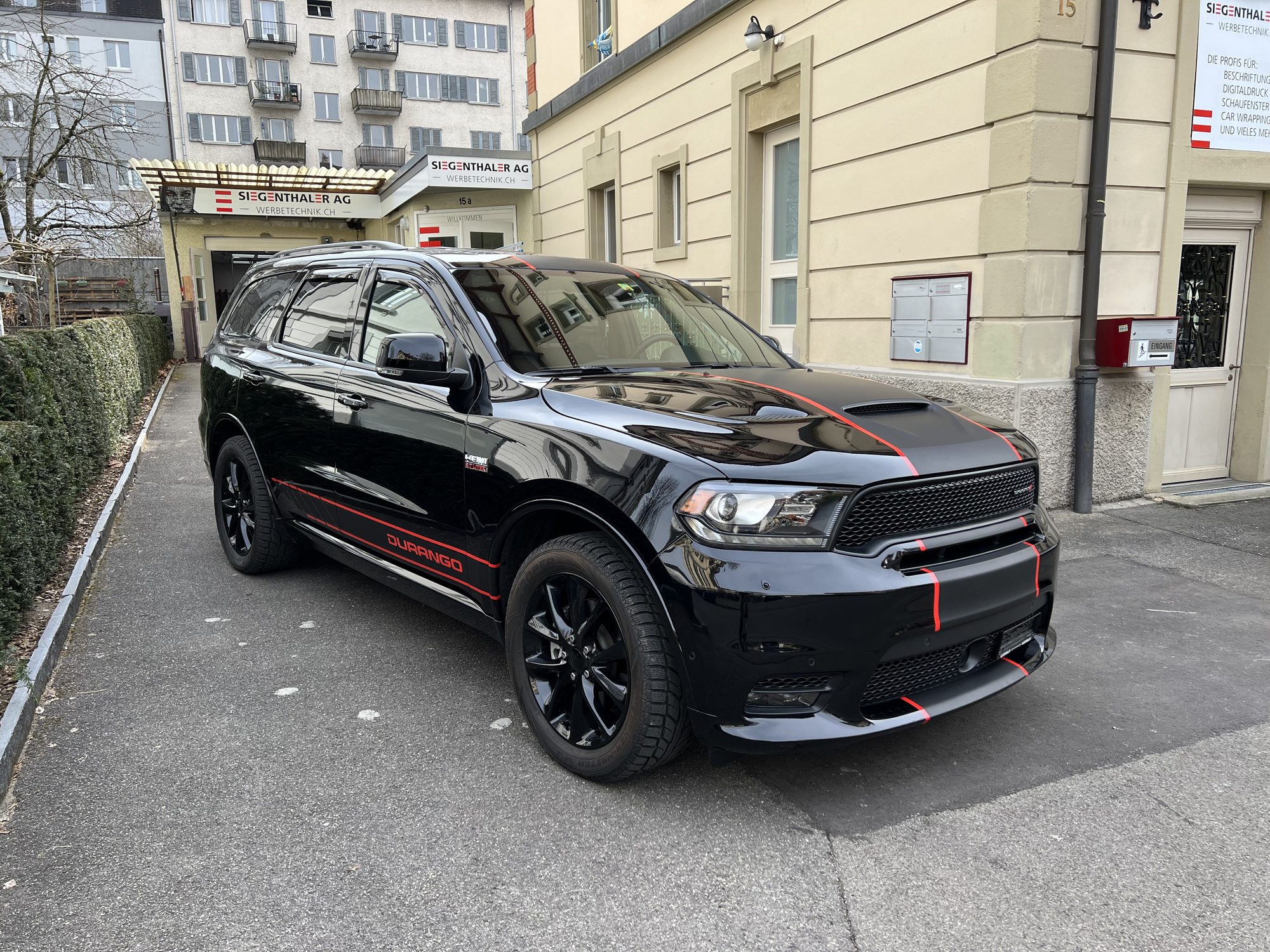 Fahrzeugbeschriftung / Car Wrapping – Referenz 27