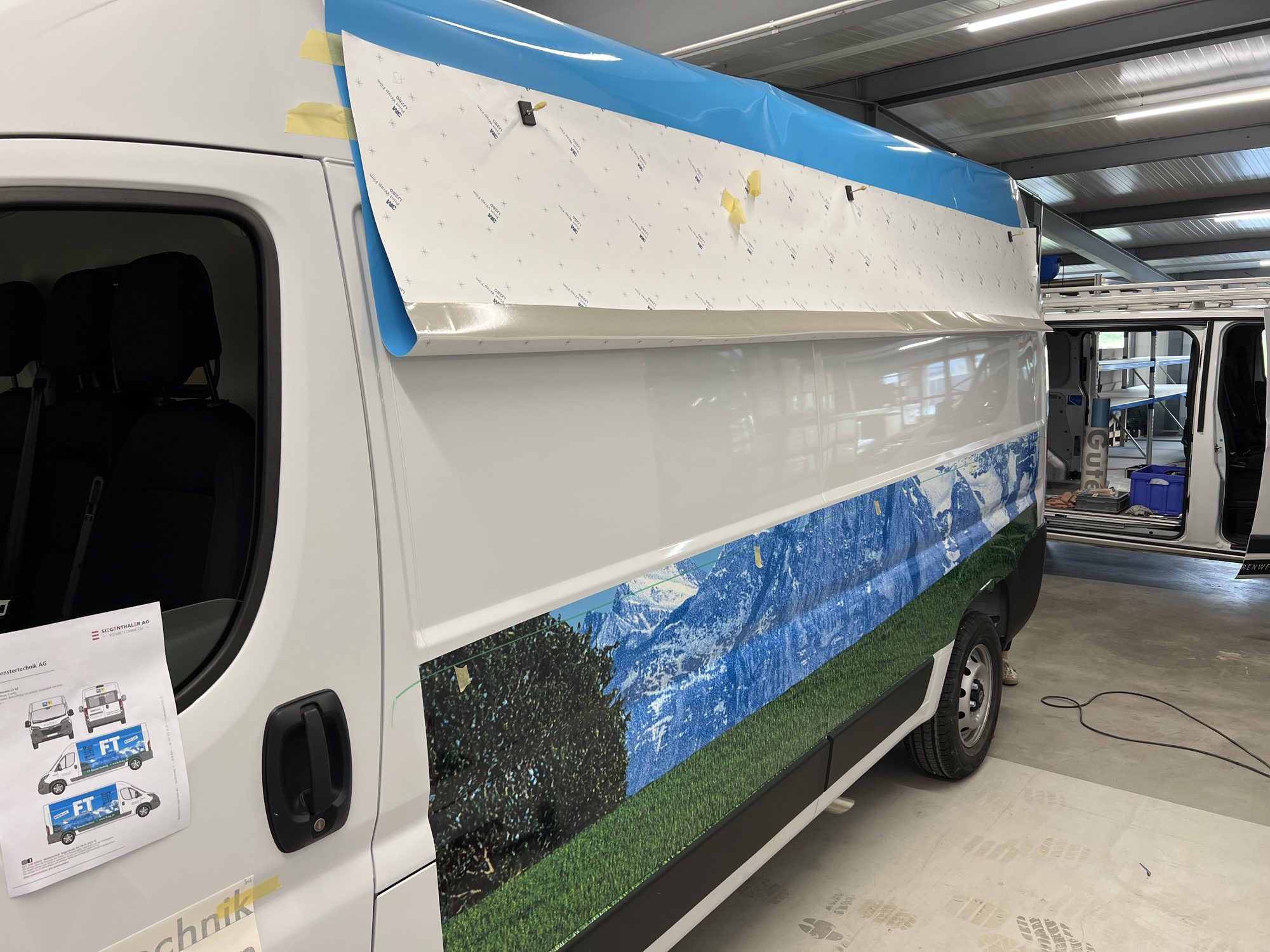 Fahrzeugbeschriftung / Car Wrapping – Referenz 11