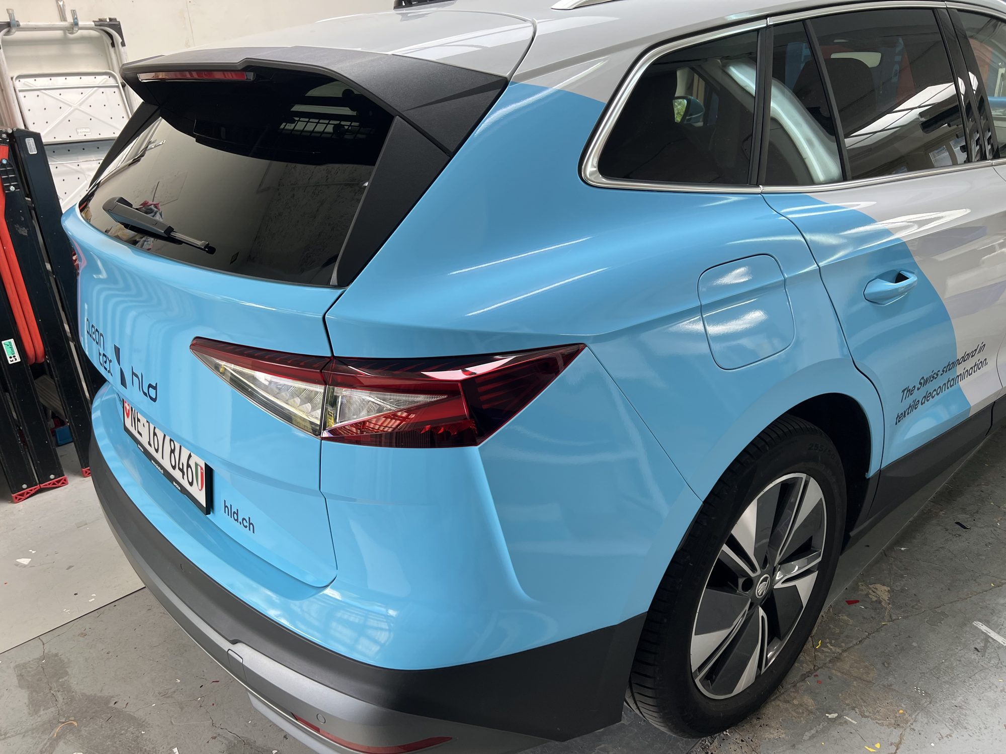 Fahrzeugbeschriftung / Car Wrapping – Referenz 12
