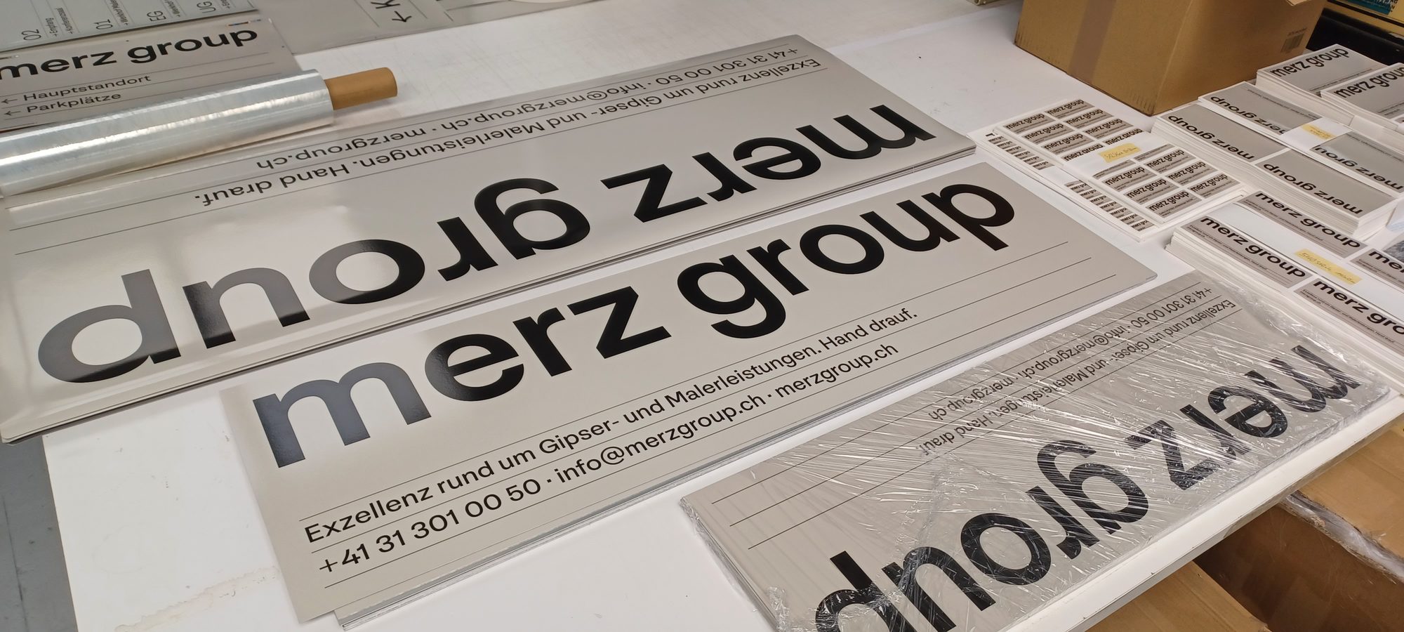 Referenz für Schriften / Kleber